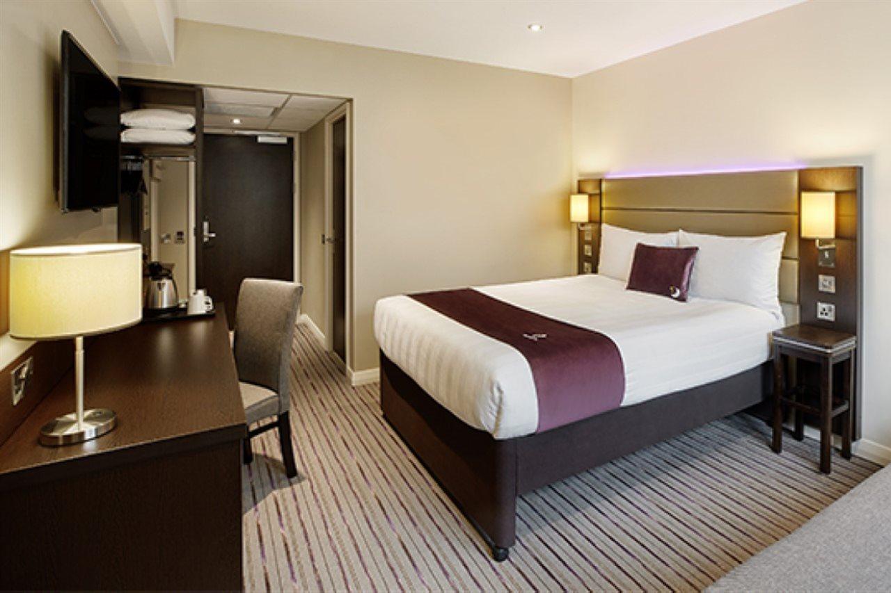 Premier Inn Liverpool Exterior foto