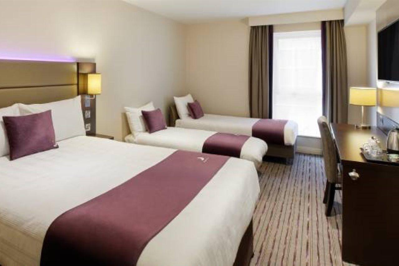 Premier Inn Liverpool Exterior foto
