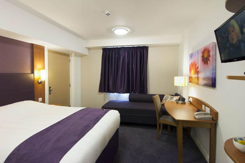 Premier Inn Liverpool Exterior foto